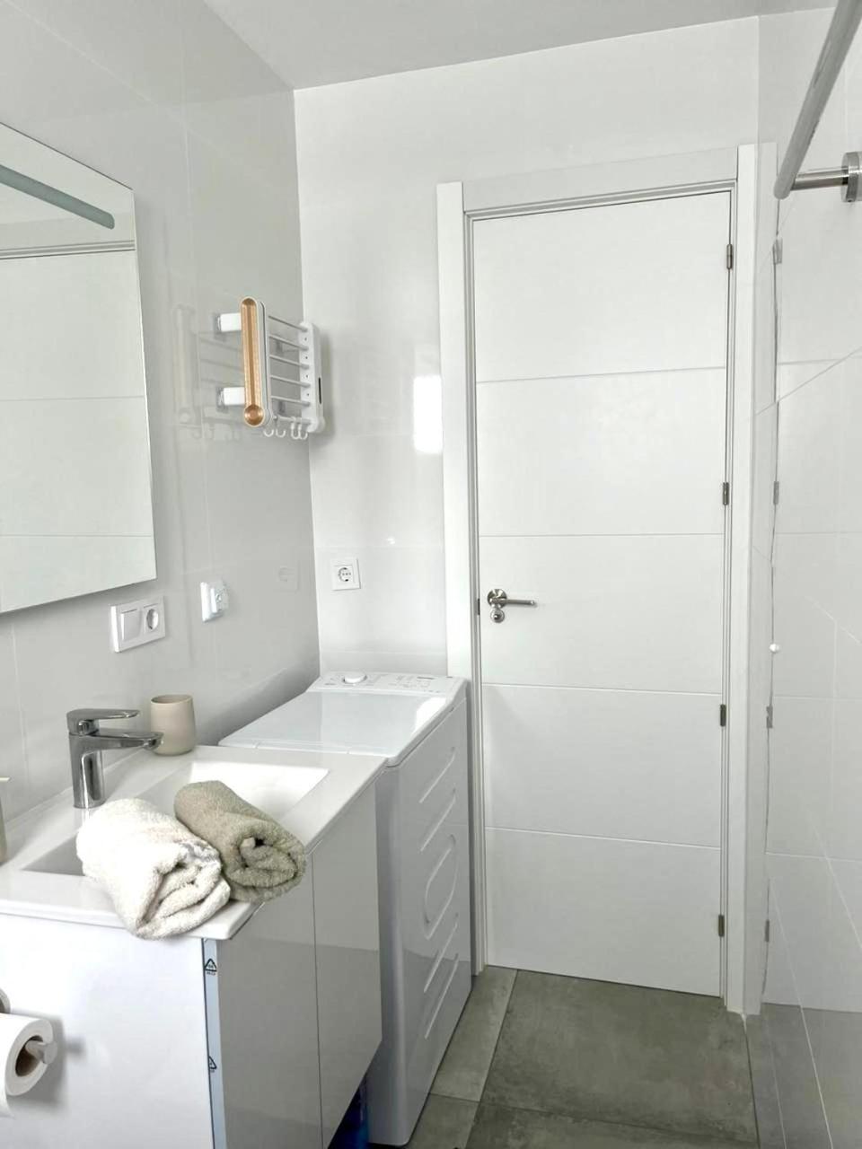 Stylish Apartment In Santa Pola Exterior photo